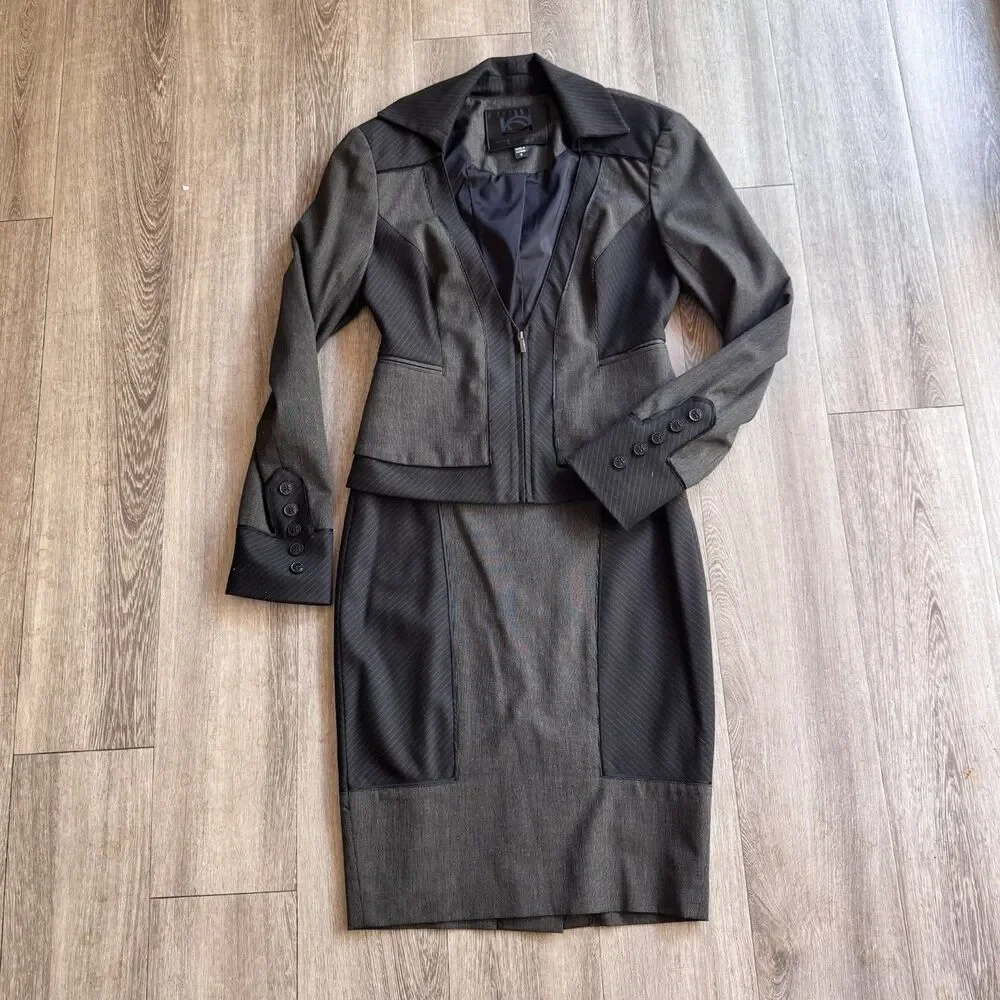 Bebe Collection Y2K Body Shape Half Zip Long Sleeve Collated Lined Grey Blazer 4